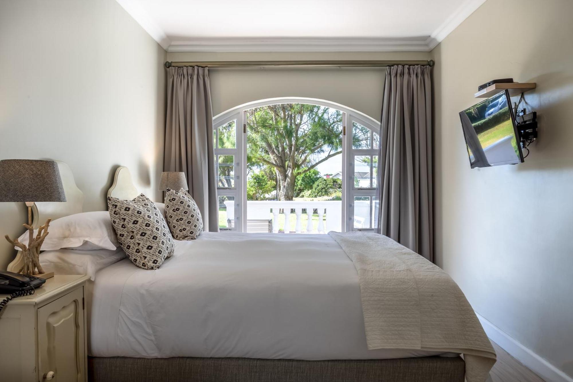 Whale Rock Luxury Lodge Hermanus Quarto foto